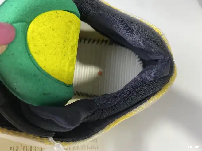 YEEZY V3 700 SRPHYM